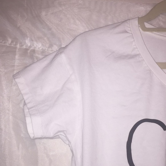 G Supply 💕 v-neck “Coffee 🖤” t-shirt Sz M 💕 - Picture 5 of 5